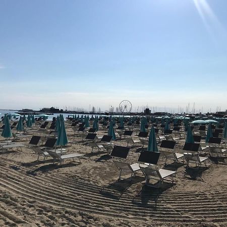 Apartmán Attico Mare Rimini Exteriér fotografie